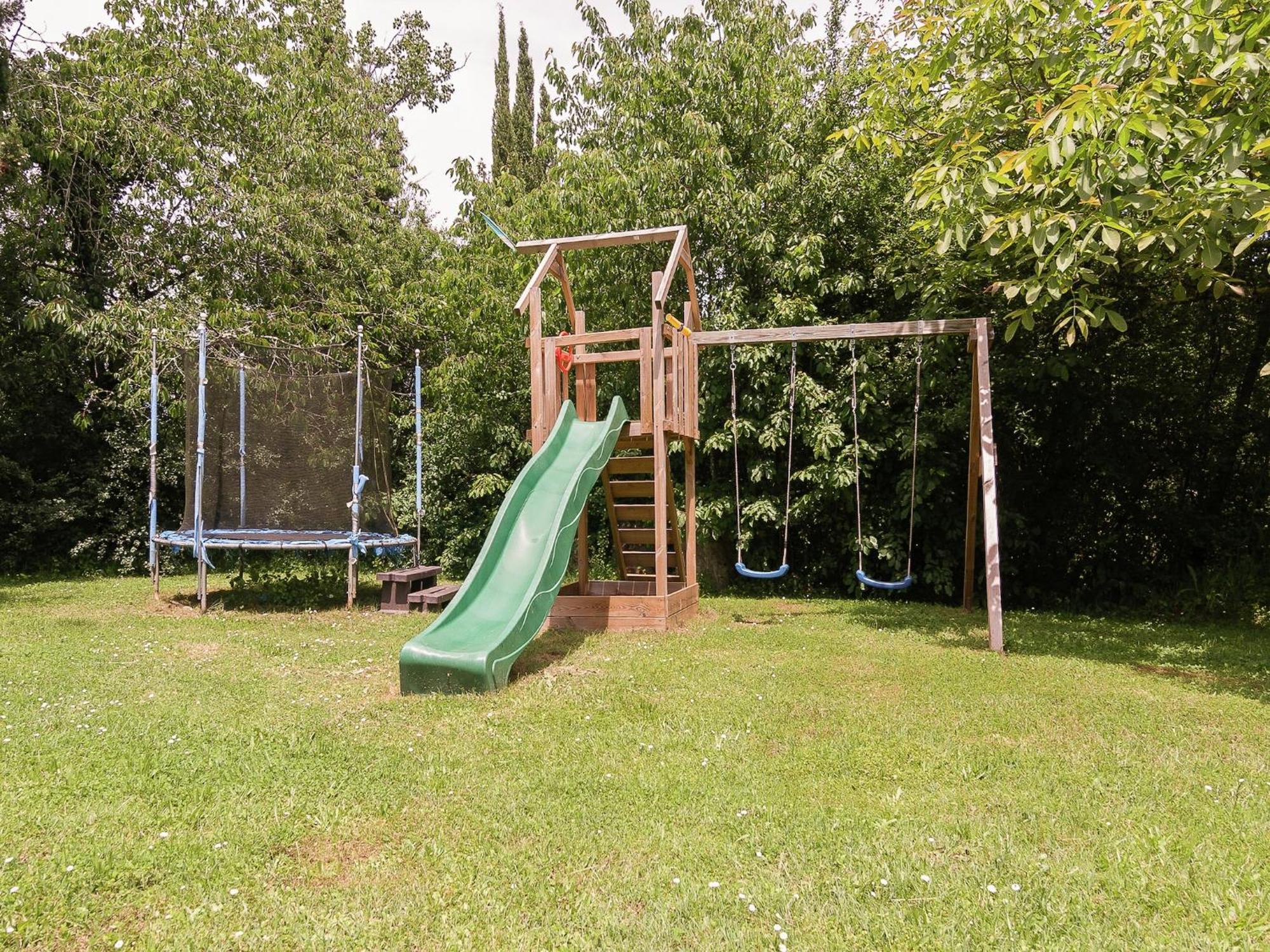 Cottage In Les Eyzies De Tayac Sireuil With Pool 메이랄 외부 사진