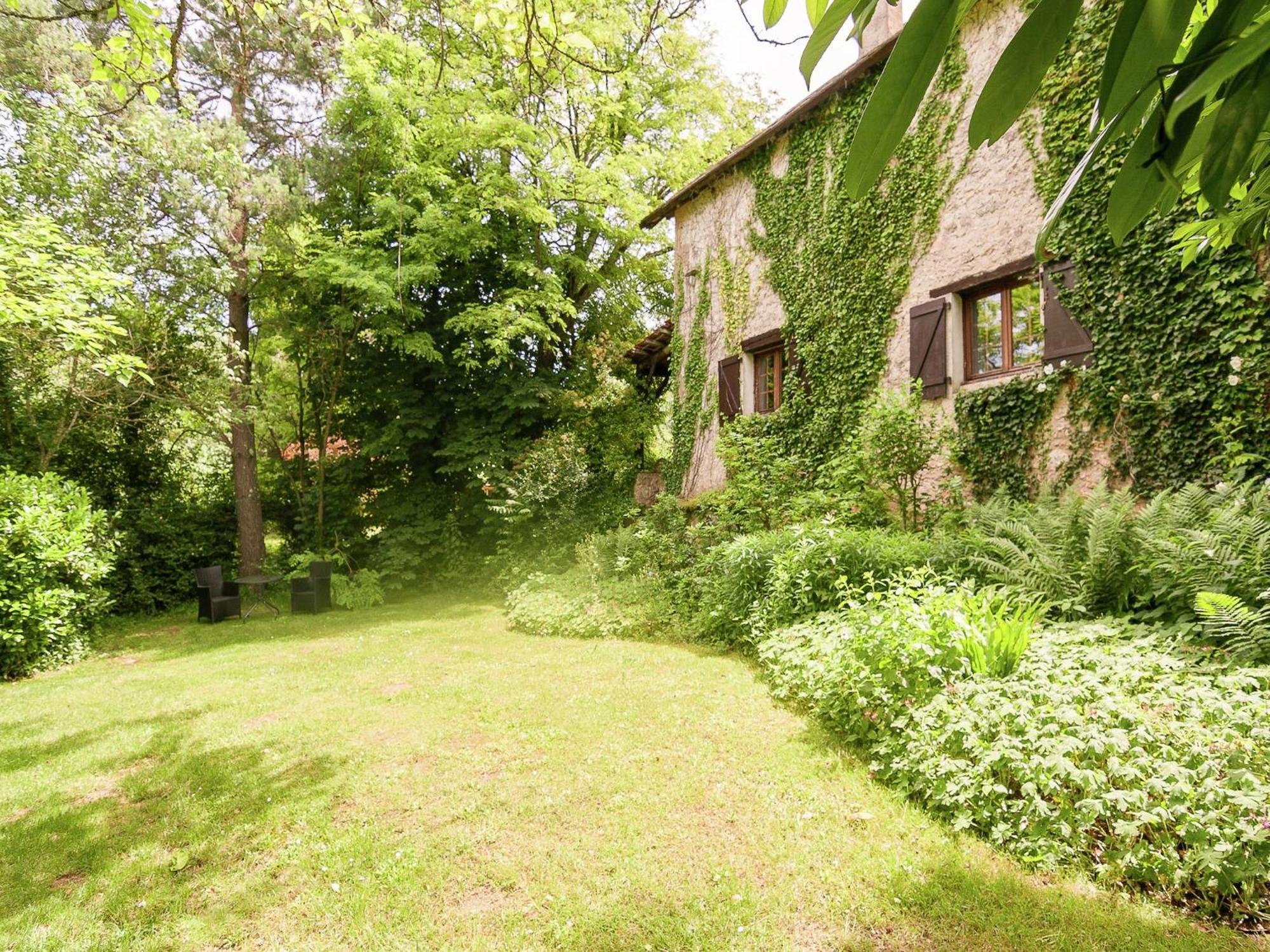 Cottage In Les Eyzies De Tayac Sireuil With Pool 메이랄 외부 사진