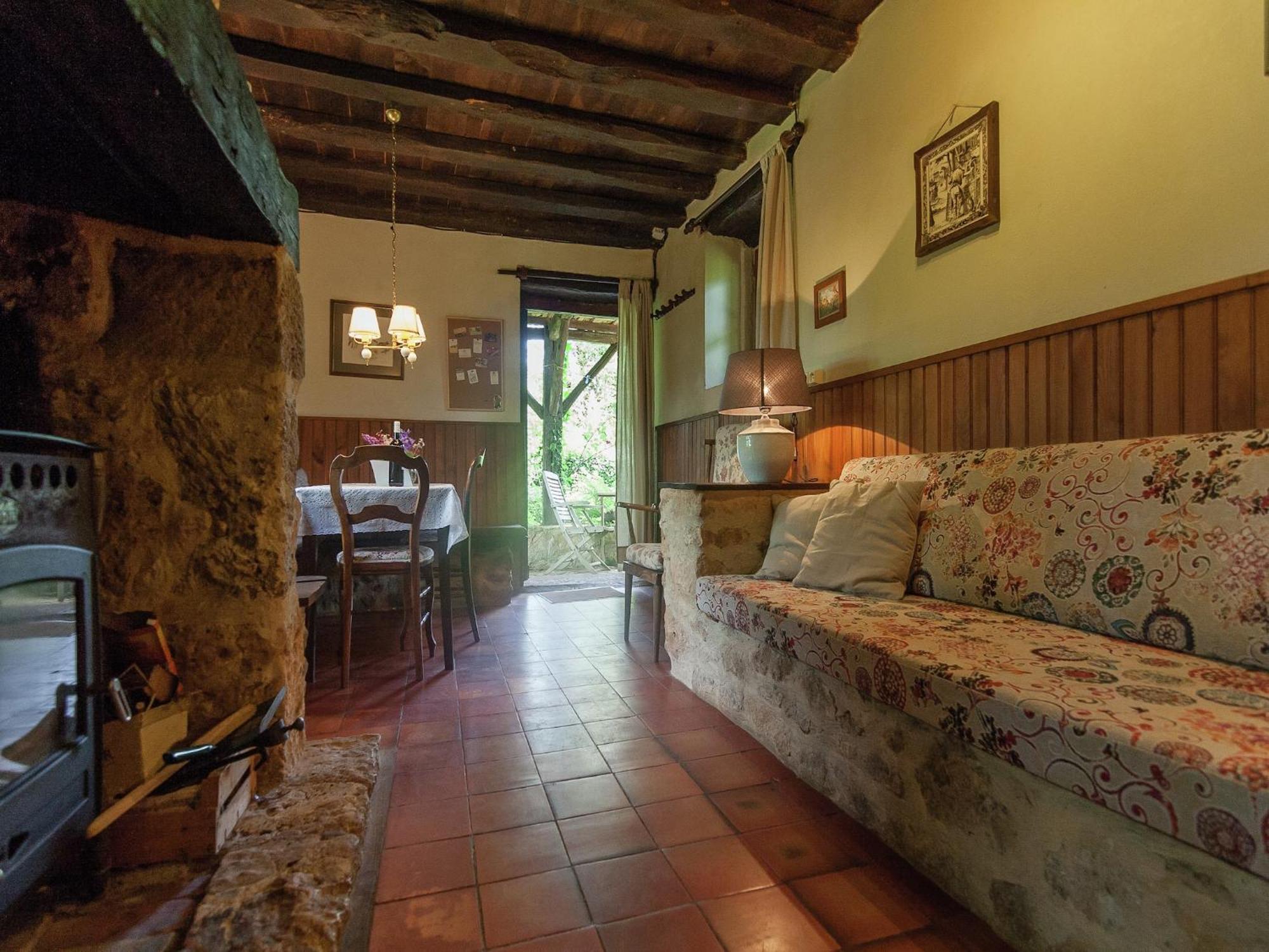 Cottage In Les Eyzies De Tayac Sireuil With Pool 메이랄 외부 사진