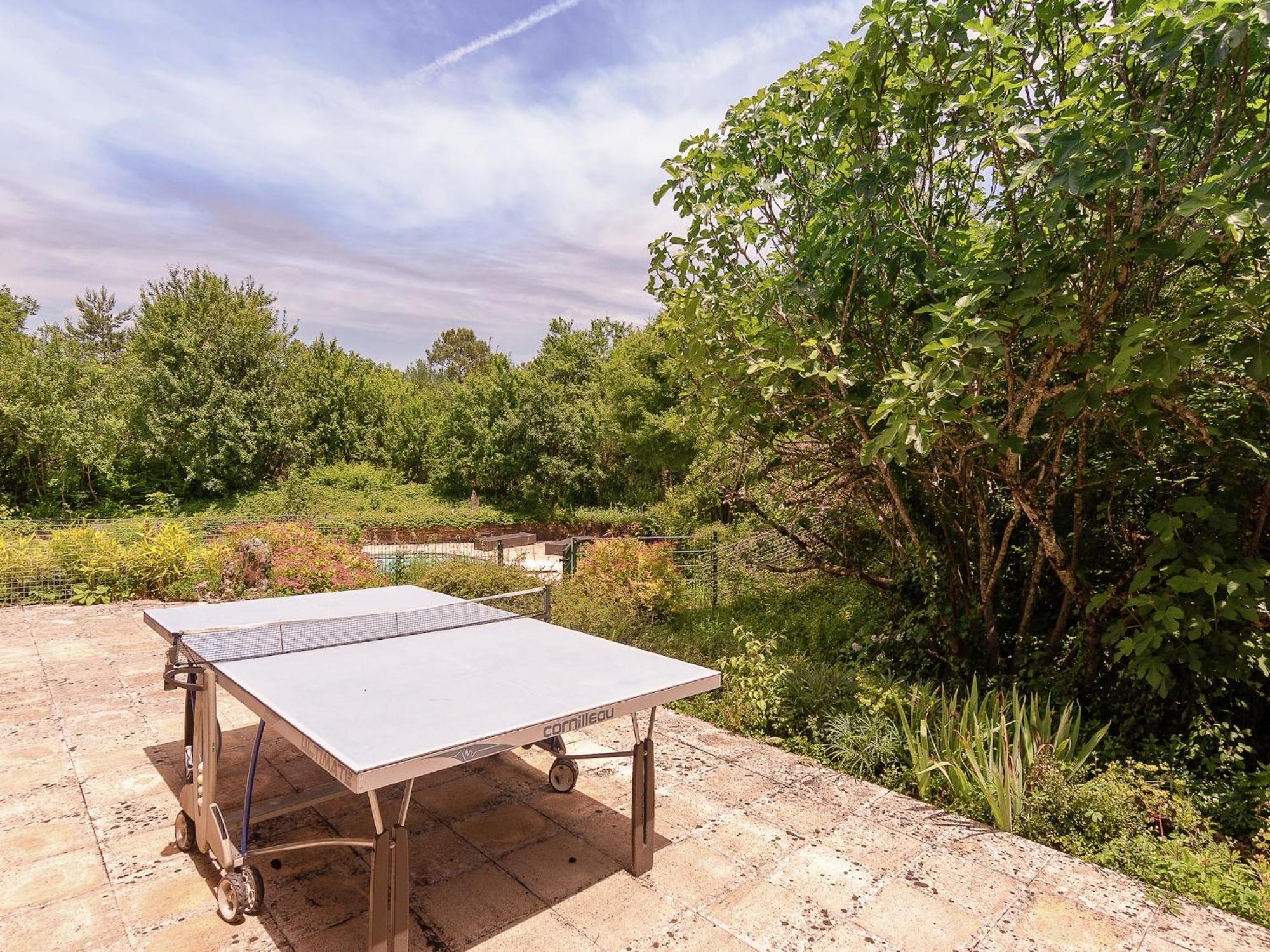 Cottage In Les Eyzies De Tayac Sireuil With Pool 메이랄 외부 사진